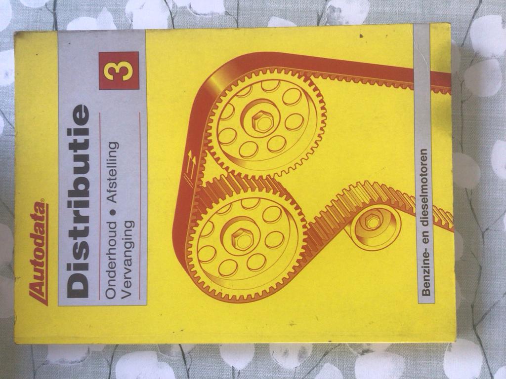 Autodata Distributie Boeken 3 en 3+4 Benzine- en Dieselmotor, Ophalen of Verzenden, Gelezen, Algemeen