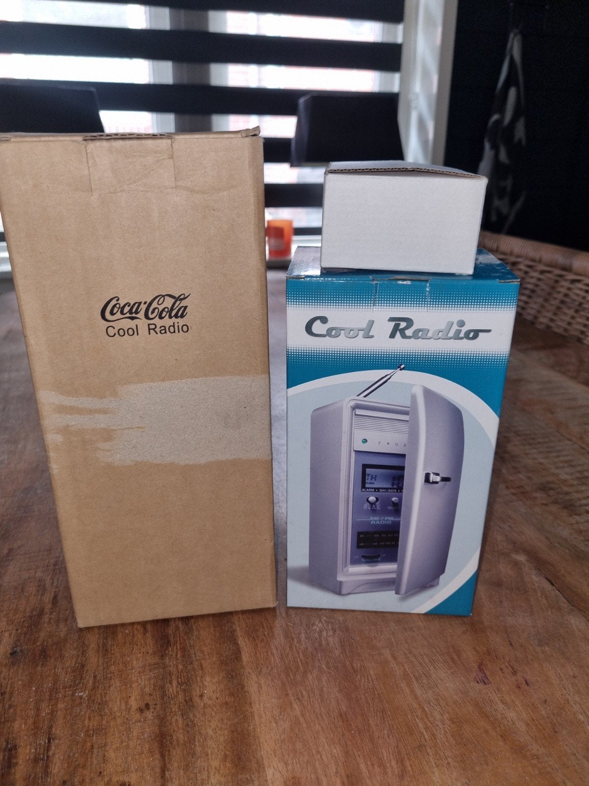 Nieuwe Vintage Coca Cola Koelkast Radio - AM/FM, Ophalen of Verzenden, Nieuw, Gebruiksvoorwerp