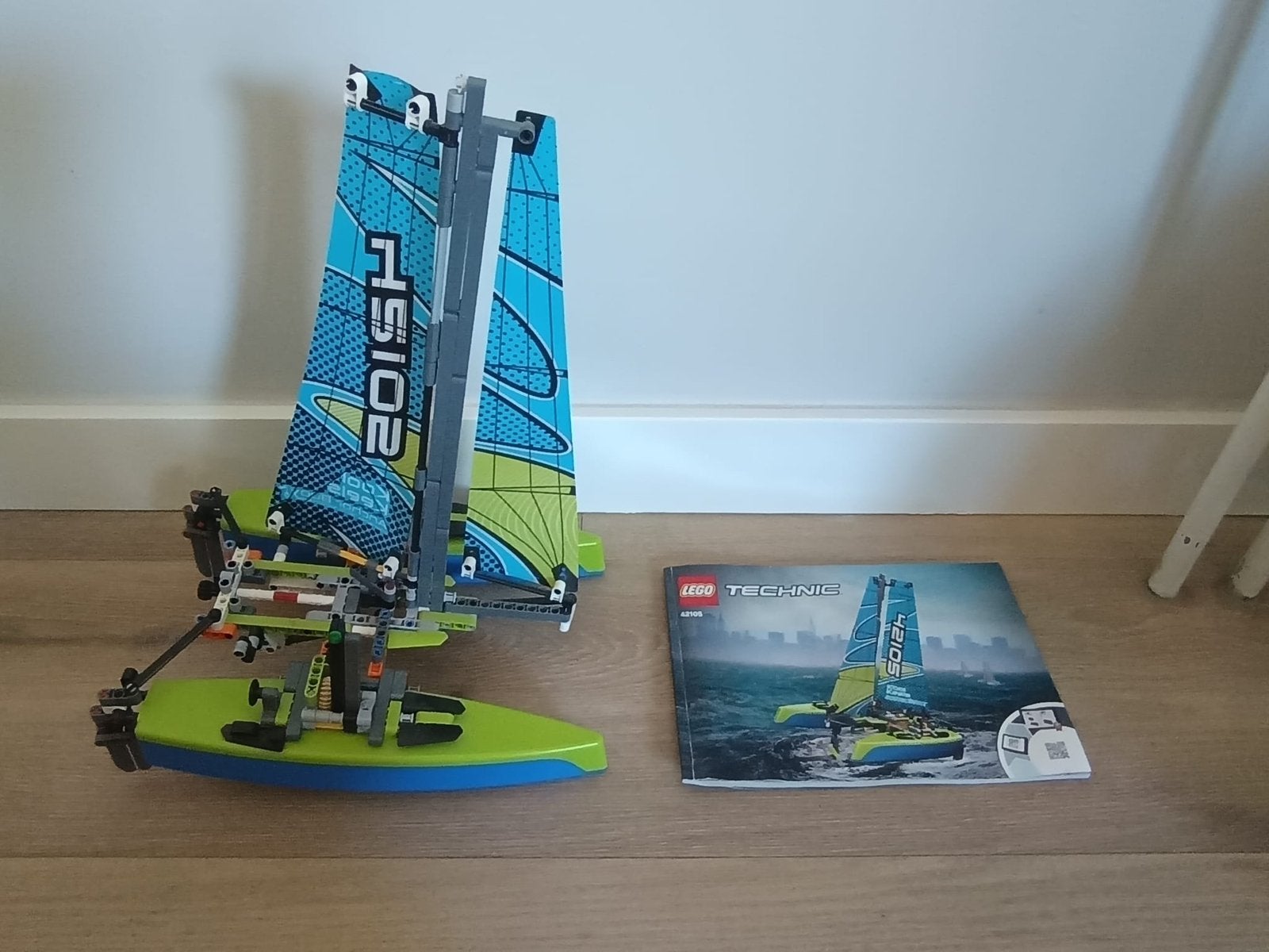 Lego technic boot 42105, Kinderen en Baby's, Lego, Inclusief instructies, Ophalen of Verzenden, Zo goed als nieuw