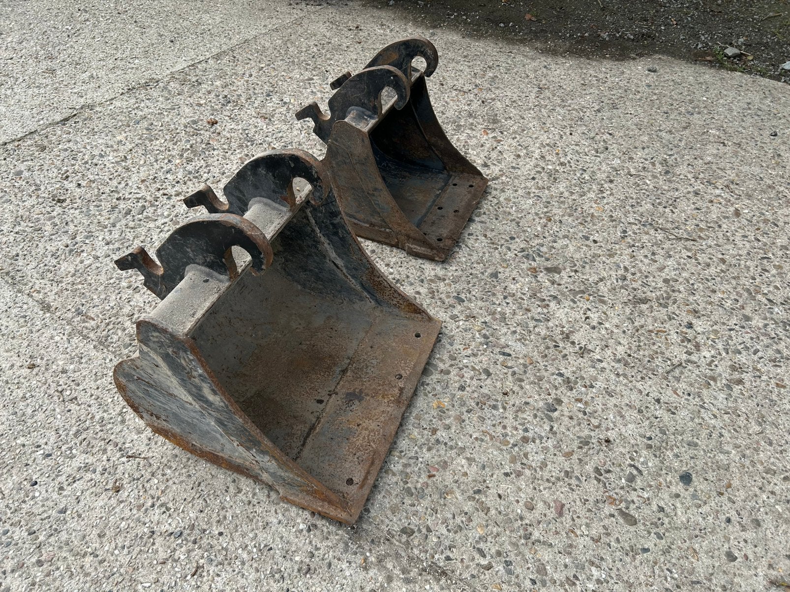 Graaf bakken cw05 dieplepel smalle bak minigraver, Ophalen
