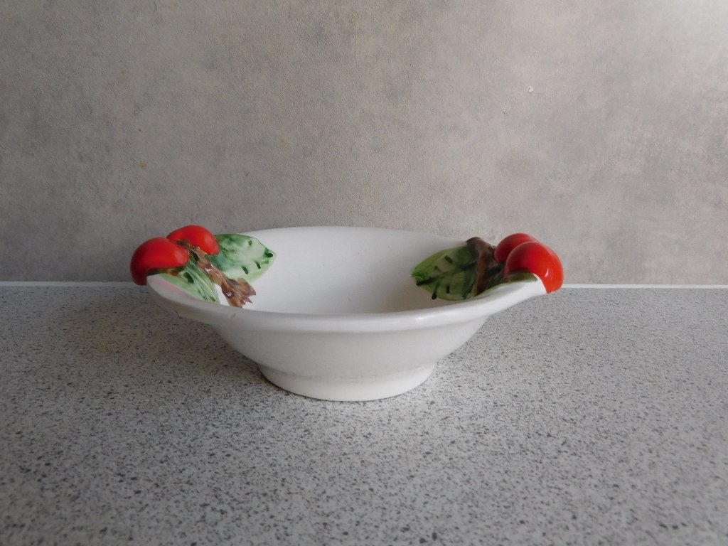 Schaal Kers Keramiek Handpainted - 16 cm, Huis en Inrichting, Overige merken, Keramiek, Ophalen of Verzenden, Overige stijlen