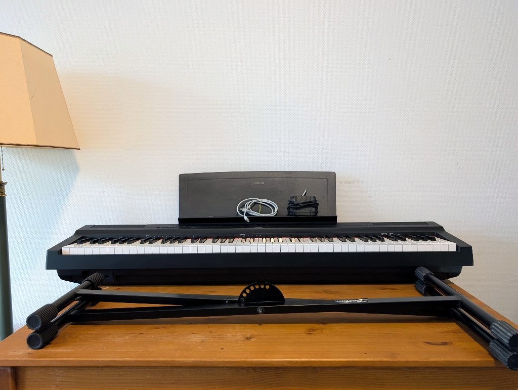 Yamaha P125 Digital Piano, Muziek en Instrumenten, Piano's, Ophalen, Zwart, Digitaal, Zo goed als nieuw
