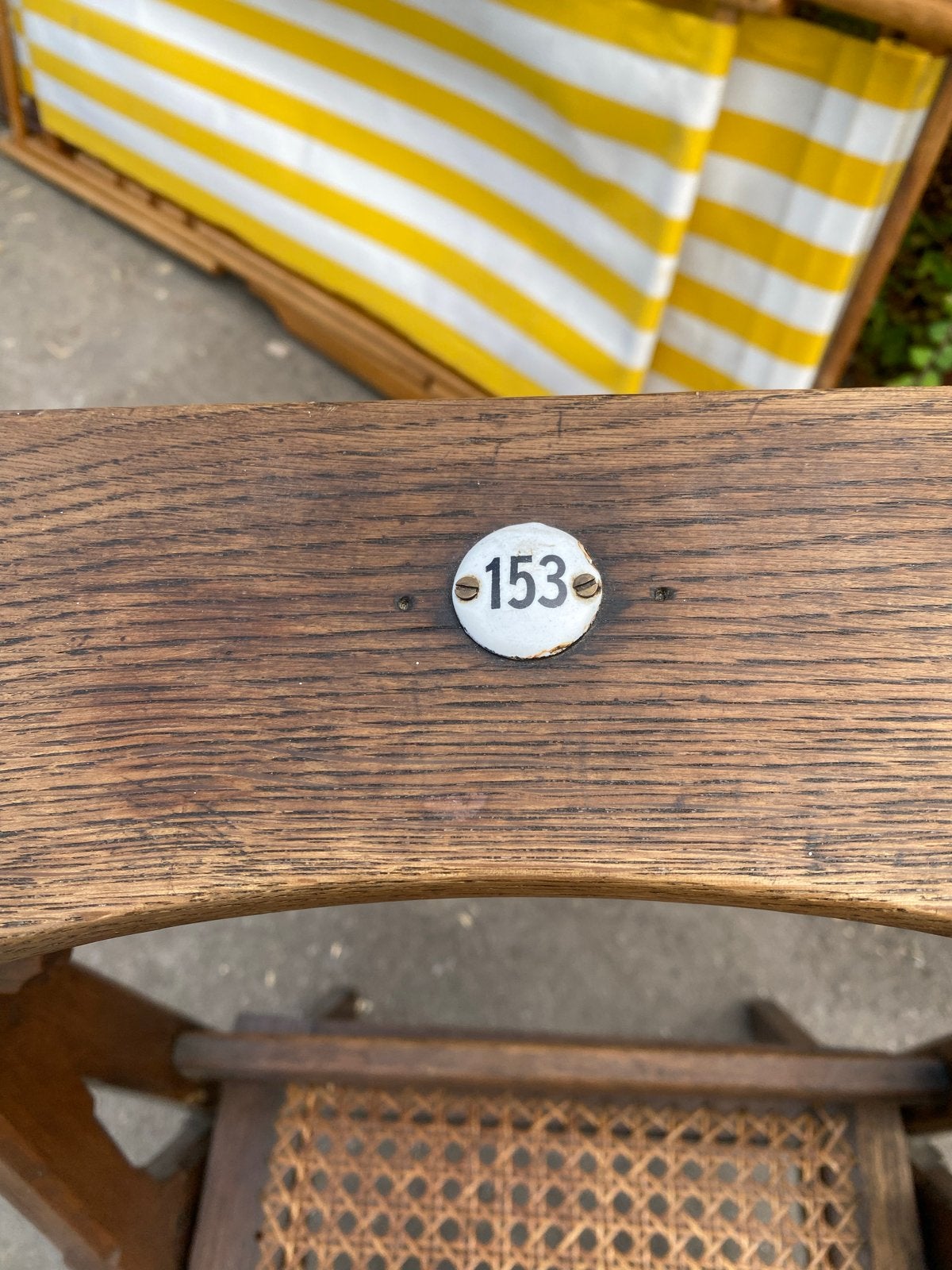 Antieke Kerkstoel met Rotan Zitting - Nummer 153, Ophalen
