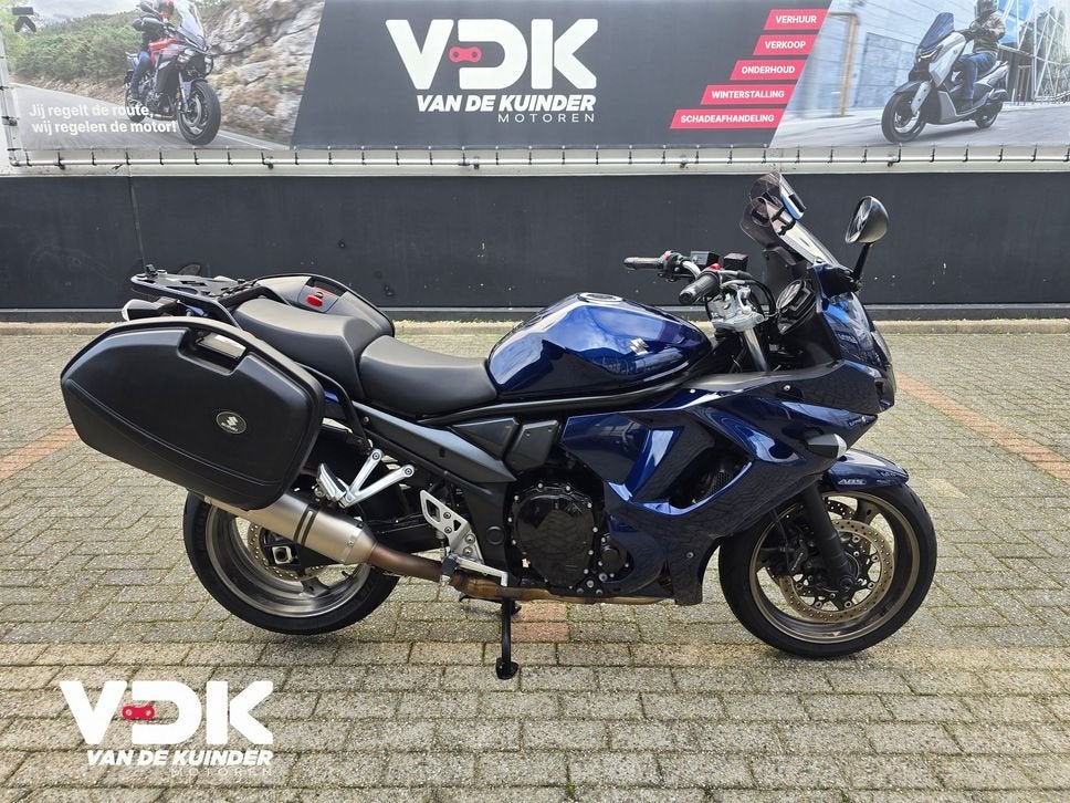 SUZUKI GSX 1250 FA (bj 2011) 70.701 km, Motoren, SUZUKI, 4 cilinders, Motorrijbewijs A, Bedrijf