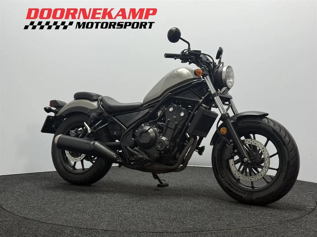 Honda CMX 500 REBEL € 5.750,00, Chopper, Bedrijf, ABS, 471 cc