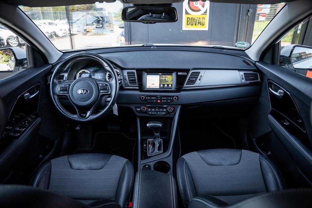 Kia Niro 1.6 GDi Hybrid ComfortLine*CAMERA*CARPLAY*CRUISE*NA, Gebruikt, Wit, Bedrijf, 26 km/l