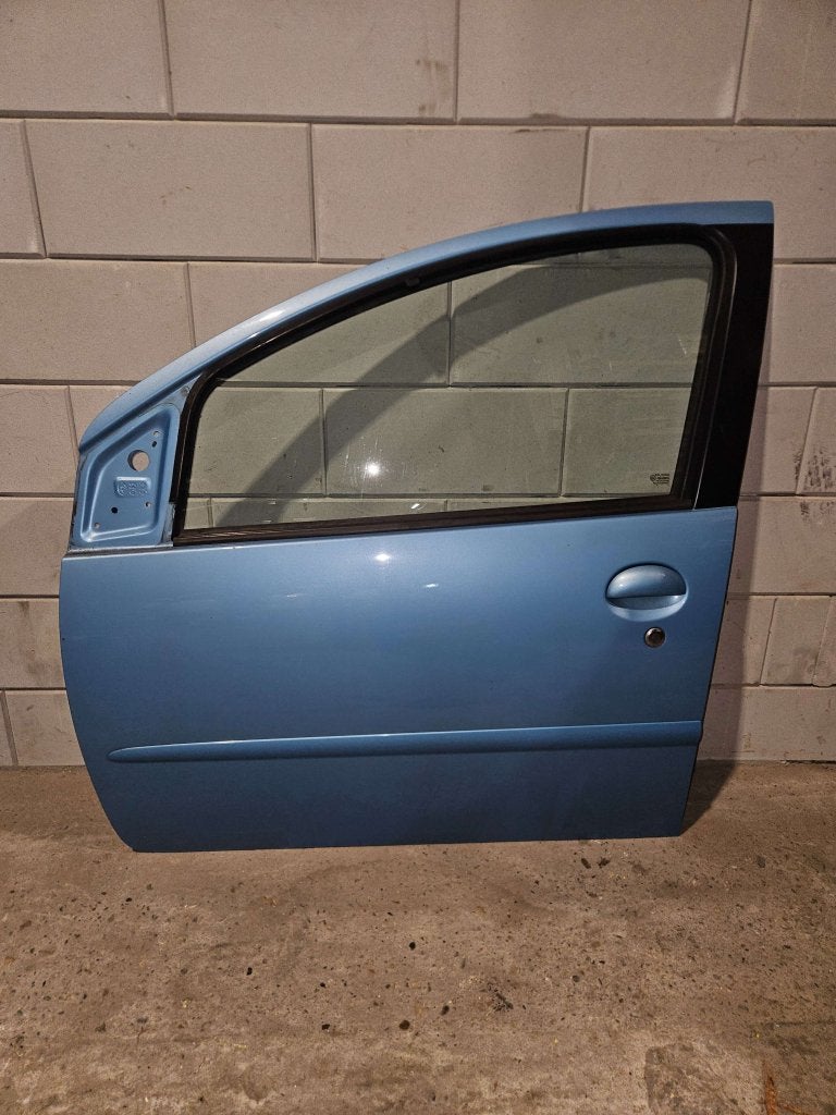 LINKER VOORDEUR TOYOTA AYGO / PEUGEOT 107 / CITROEN C1, Auto-onderdelen, Niet ingevuld, Gebruikt, Citroën, Niet ingevuld