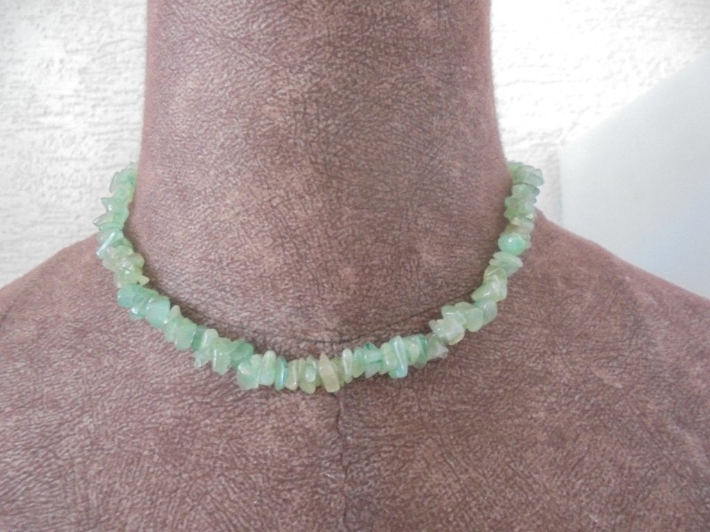 Ketting met draaislotje Jade edelsteen, Ophalen of Verzenden, Zo goed als nieuw, Steen of Mineraal, Met edelsteen