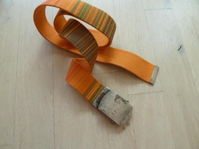 Riem band oranje gestreept, Kleding | Dames, Riemen en Ceinturen, Overige kleuren, Verzenden, Tailleriem, Zo goed als nieuw