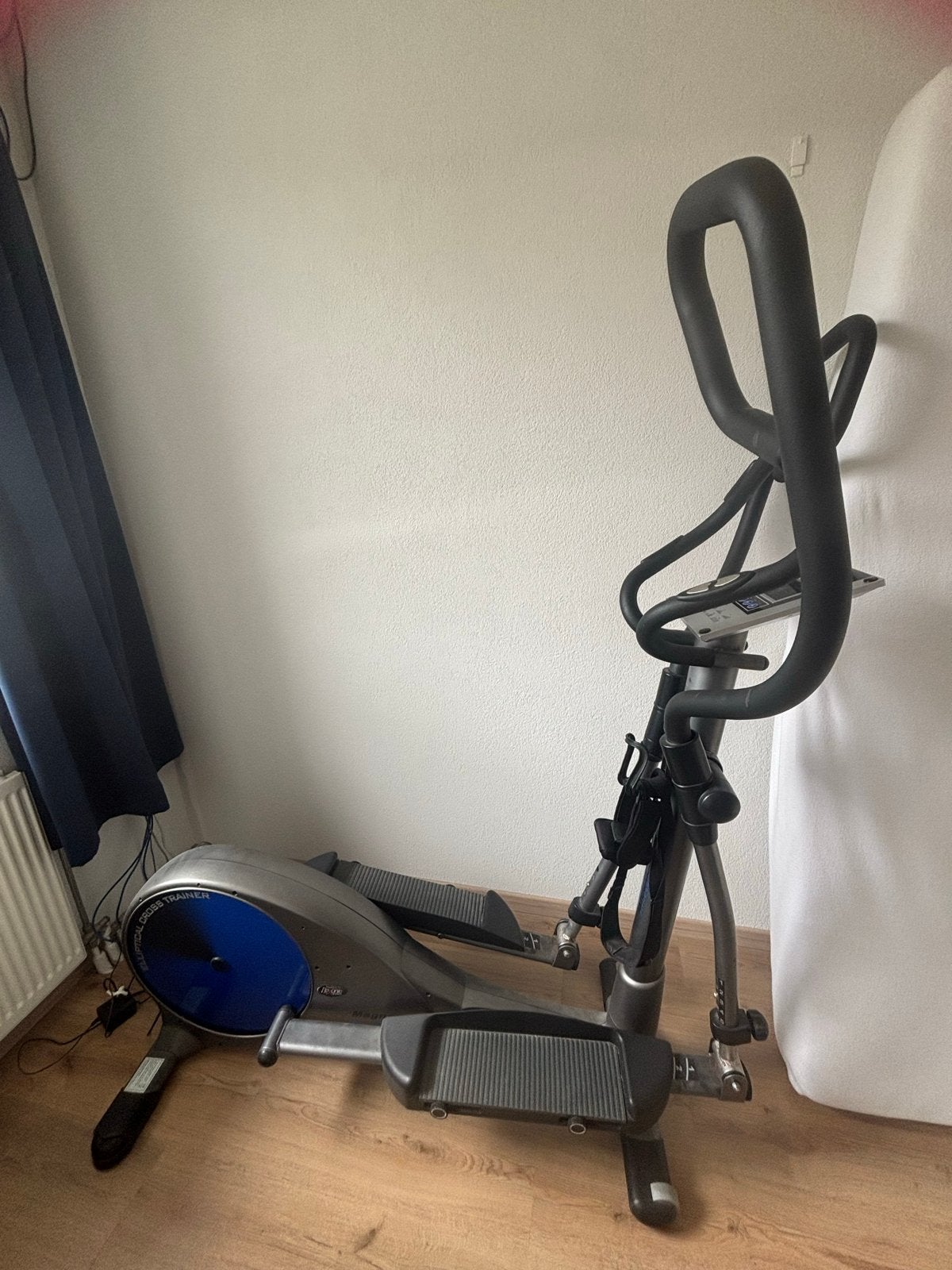 Infiniti Crosstrainer - Zo goed als nieuw, Ophalen, Gebruikt, Armen, Crosstrainer