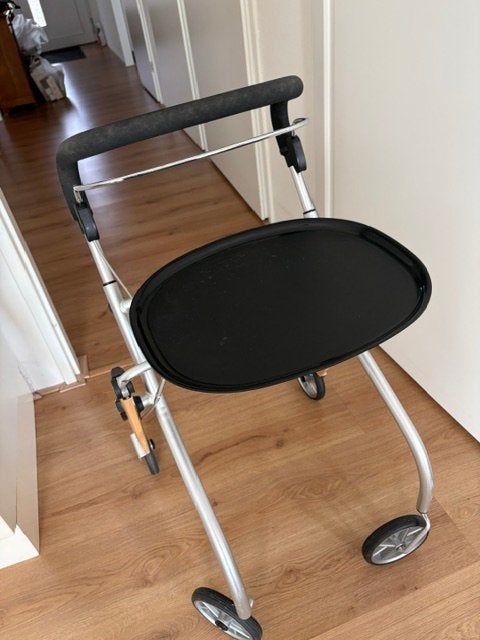 Rollator, Diversen, Ophalen, Zo goed als nieuw