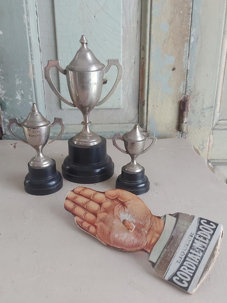 3 x oude mini trofee 1e ,2e & 3e prijs echte sport bekers, Ophalen of Verzenden