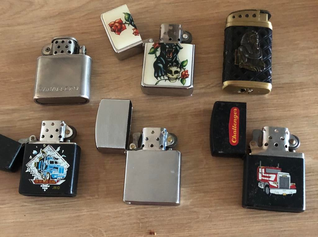 Zippos (6), Verzamelen, Rookartikelen, Aanstekers en Luciferdoosjes, Ophalen of Verzenden, Gebruikt, Aansteker