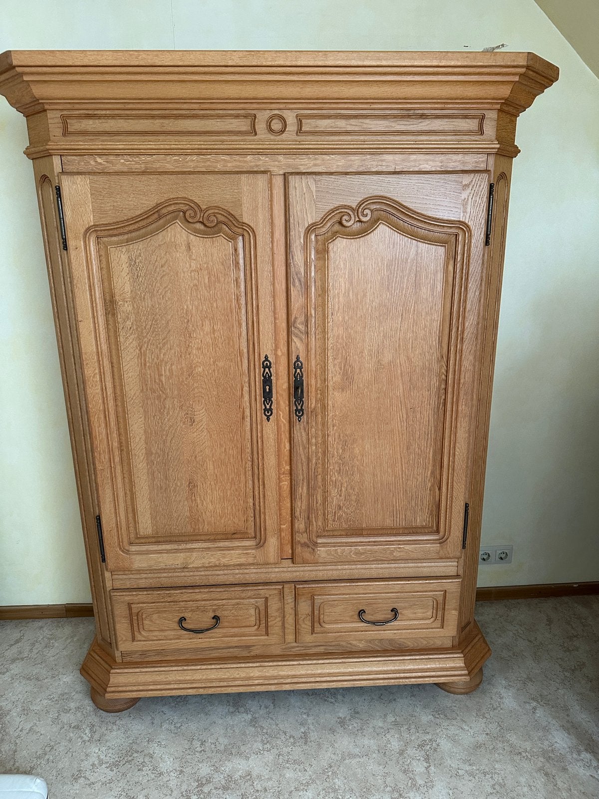 Eiken kast 140x182. Bieden moet snel weg, Ophalen