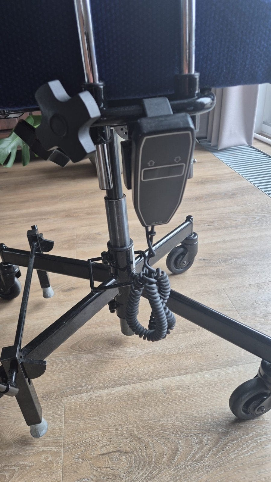 Mercado Medic Real 9000 trippelstoel. electrisch verselbaar., Ophalen, Gebruikt