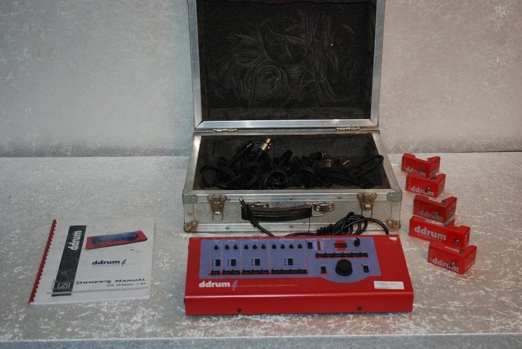 Ddrum Module 4 inclusief setje triggers (5)+kabels en manual, Muziek en Instrumenten, Ddrum, Gebruikt, ., Drums of Percussie