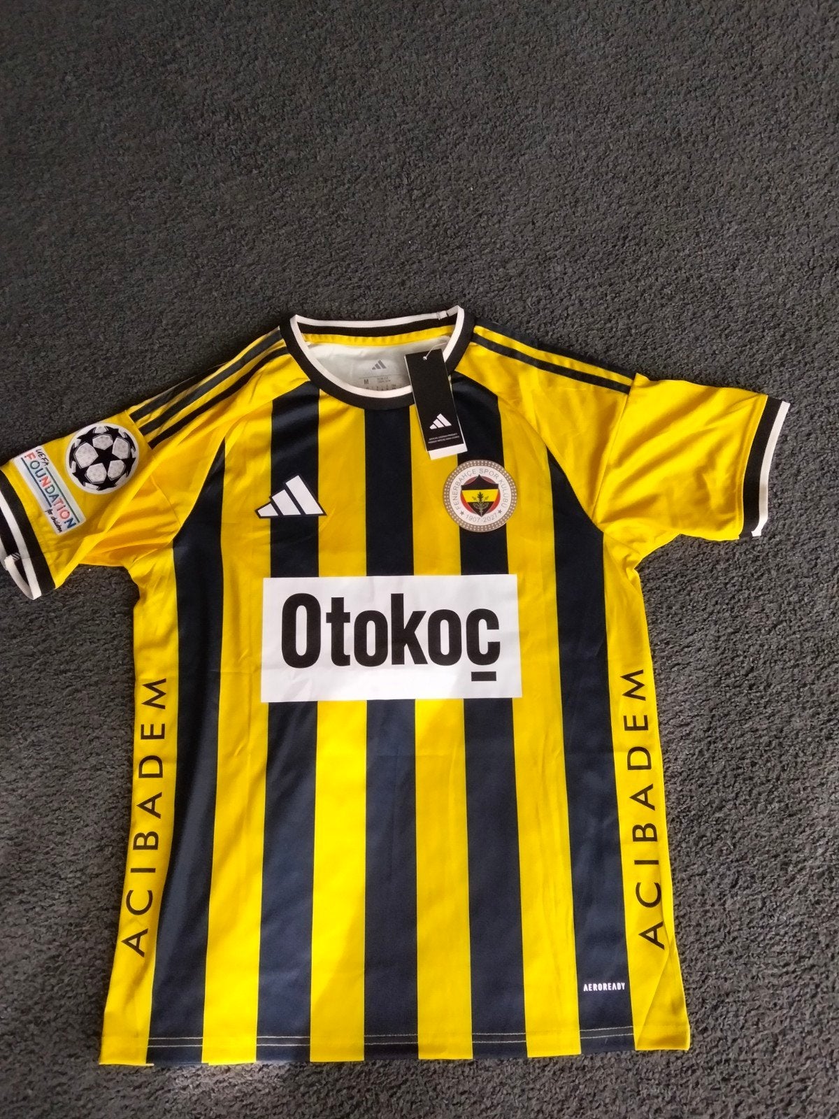 Fenerbahçe thuisshirt Skriniar 37 maat M met Champions Leagu, Ophalen of Verzenden, Nieuw, Geel