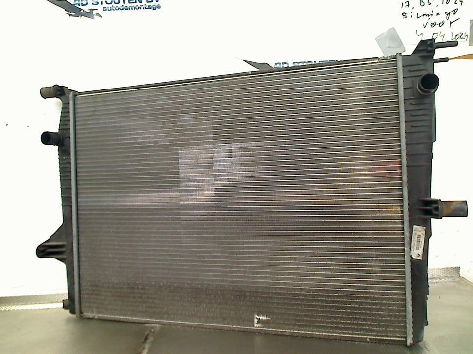 Radiateur Renault Megane III Berline (BZ) 2010 2141000014r, Gebruikt, Renault Deutschland AG, Dialog.deutschland@renault.de, Peter-Huppertz-Straße 5, Köln 51063, , Duitsland