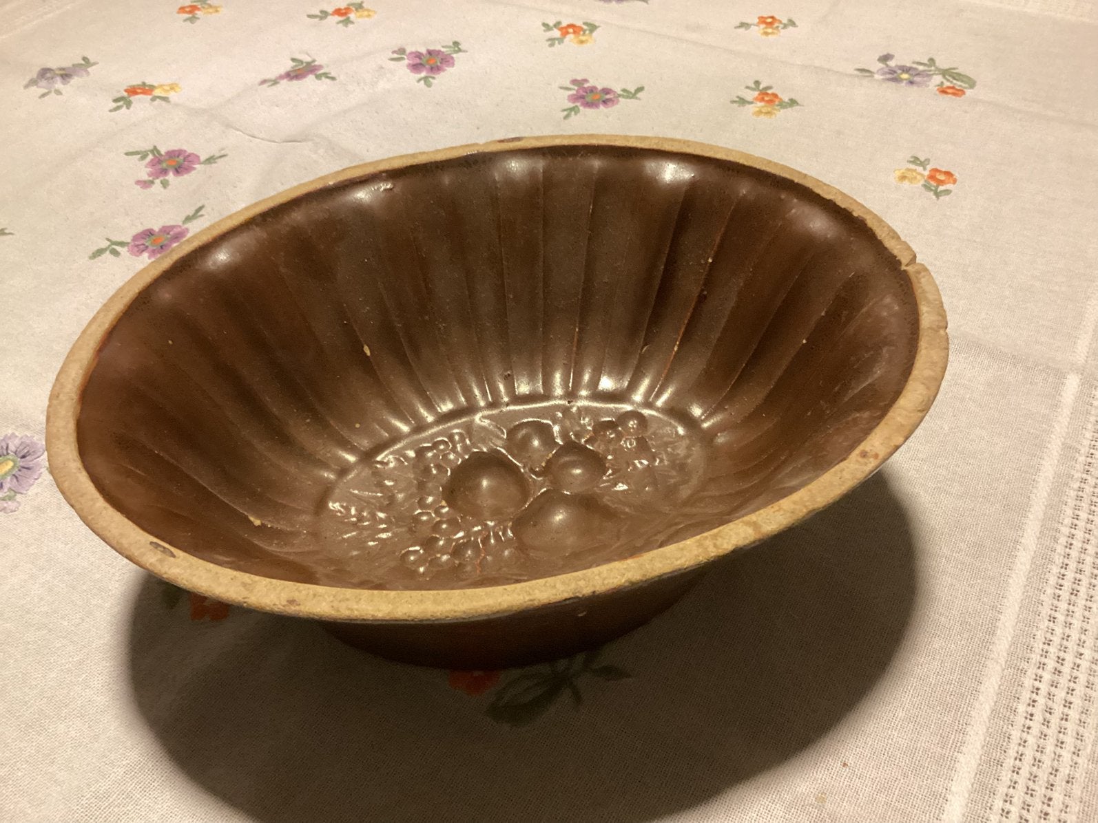 Antieke Bak/Puddingvorm. Bruin met fruitmotief. Nr: 2. Gres., Ophalen of Verzenden, Zo goed als nieuw, Trommel