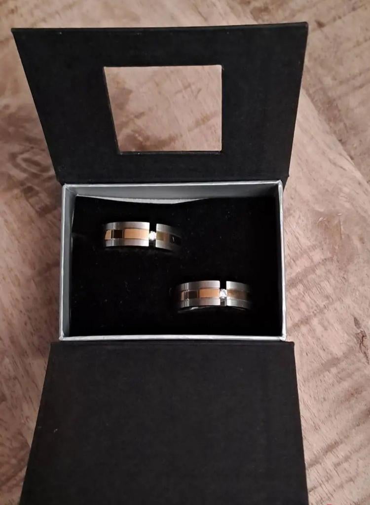 Nieuwe ringen van edelstaal!, Ophalen of Verzenden, Nieuw, Zwart