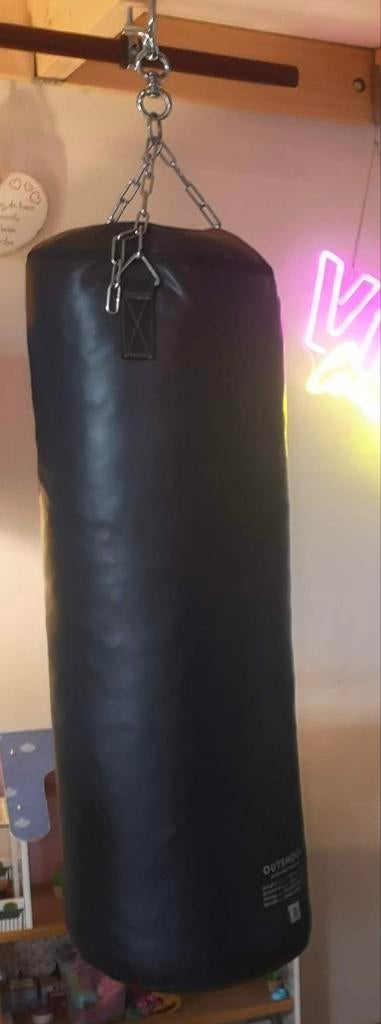 Bokszak Outshock 120, 20kg (eventueel met bokshandschoenen), Ophalen of Verzenden, Gebruikt, Bokszak