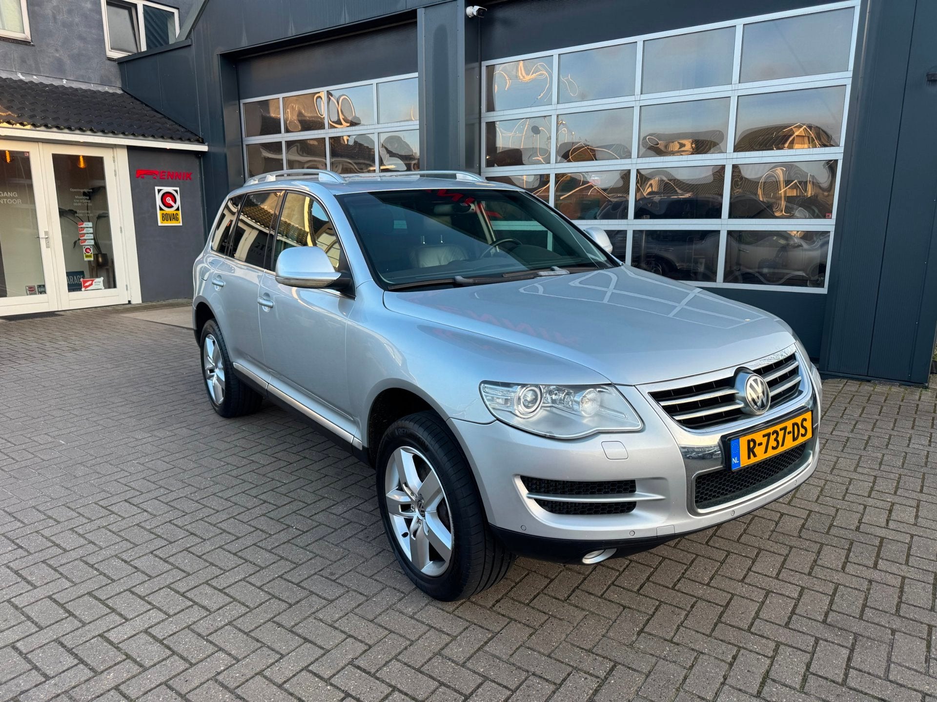 Volkswagen Touareg 5.0 V10 TDI / ACC / Airsusp / Camera / To, Automaat, Gebruikt, 4921 cc, Automatische klimaatregeling