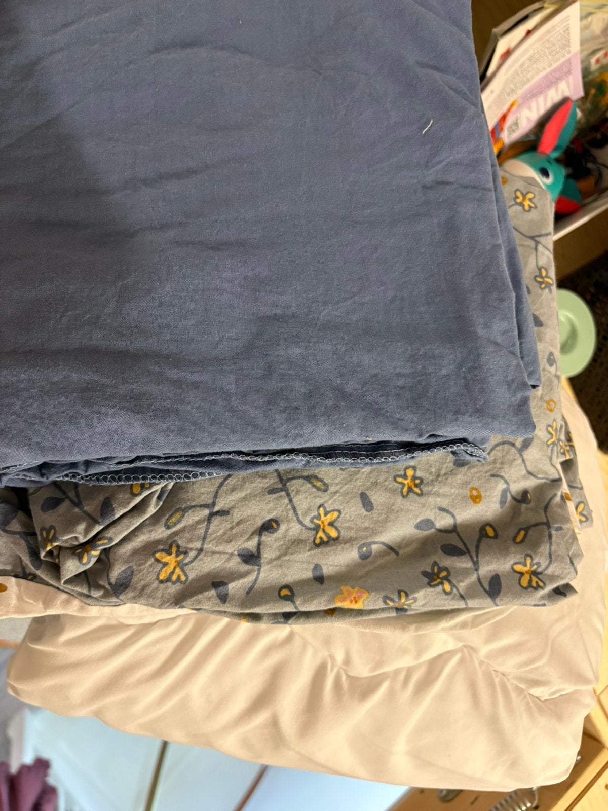 Peuterdekbed met toebehoren, Kinderen en Baby's, Kinderkamer | Beddengoed, Jongetje of Meisje, Wit, Ophalen of Verzenden, Deken of Dekbed
