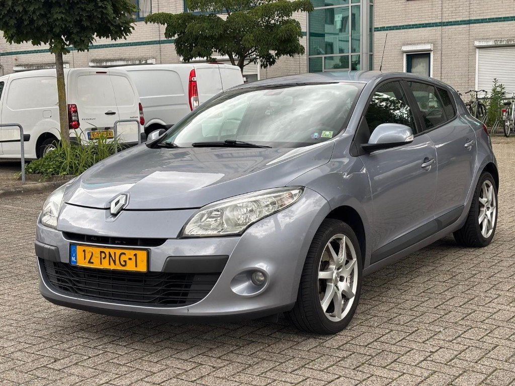 Renault Mégane 1.6 16V Navi Airco Cruise Control Trekhaak, Voorwielaandrijving, Euro 5, Zwart, 4 cilinders