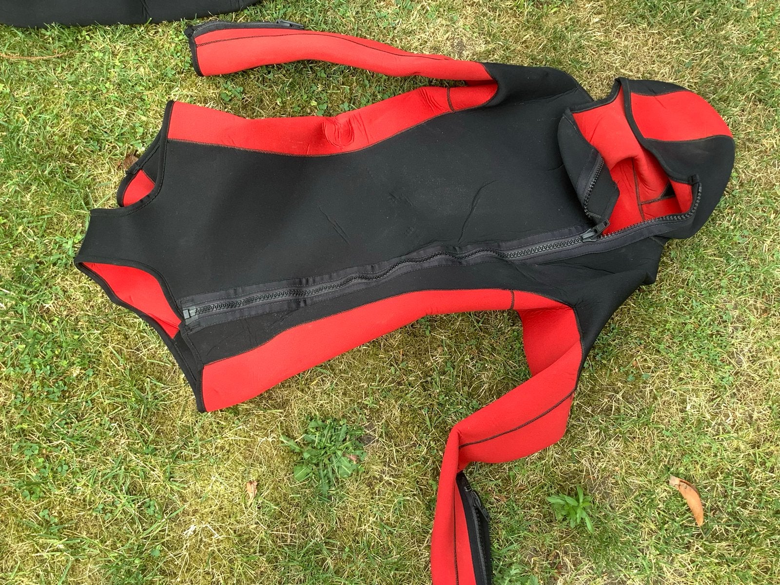 Wetsuit tweedelig - zwart/rood, Ophalen, Gebruikt, Dame of Heer, Wetsuit