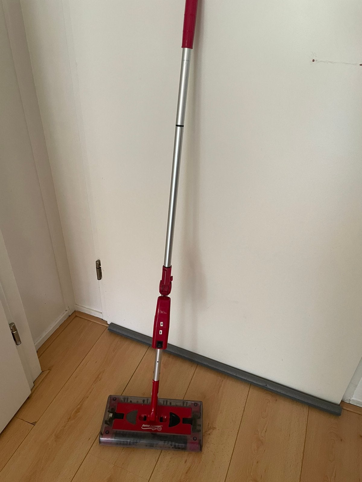 Swivel sweeper vloerreiniger, Huis en Inrichting, Schoonmaakartikelen, Ophalen of Verzenden