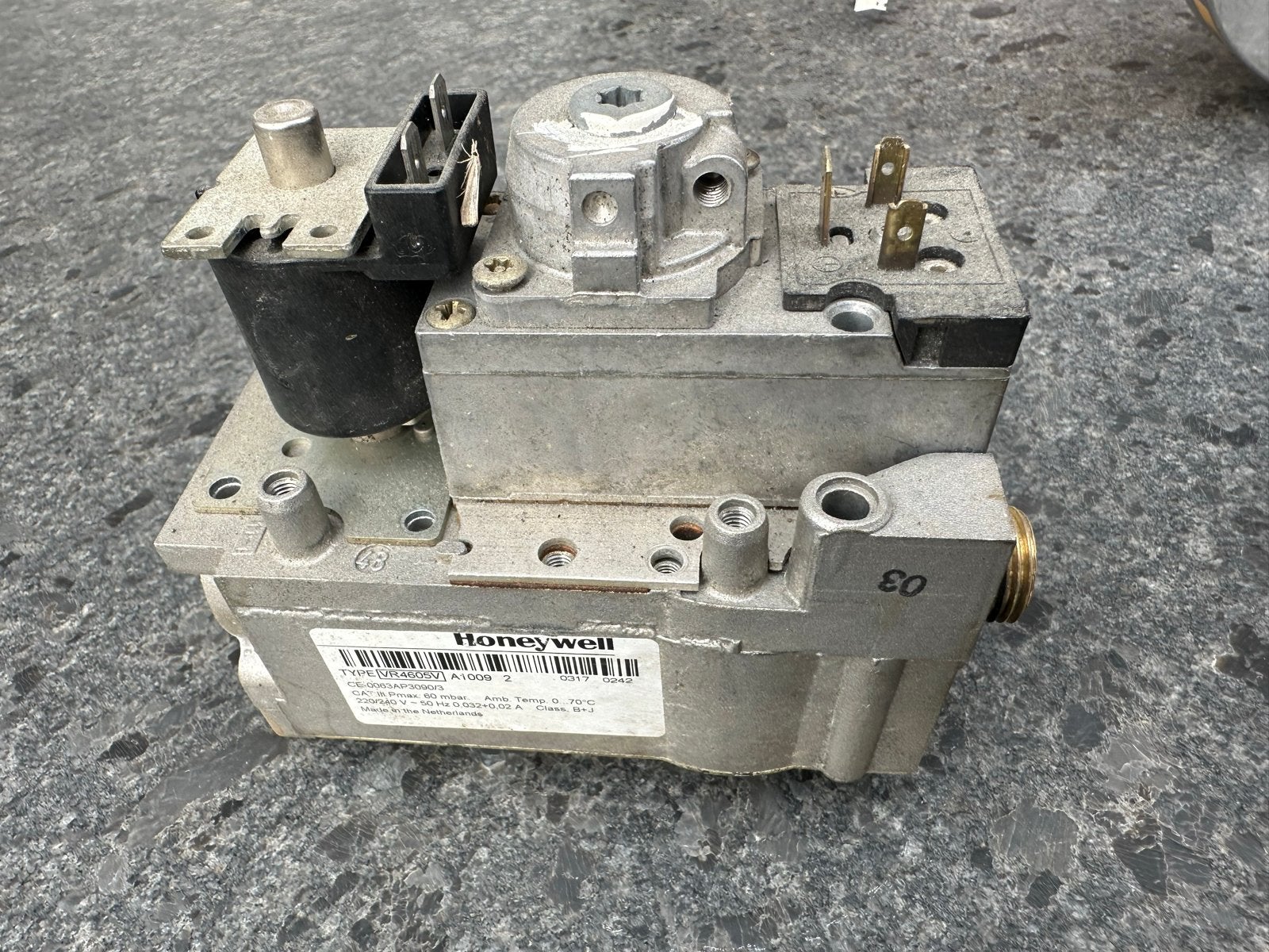 Honeywell gasregelblok voor o.a. Daalderop 07.95.00.005, Ophalen of Verzenden, Gebruikt, Cv-ketel of Combi-ketel, Hoog rendement (Hr)
