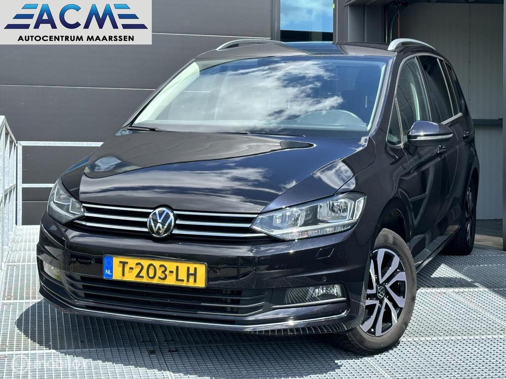 Volkswagen Touran 1.5 TSI Highline 7 persoons, Auto's, Euro 6, 4 cilinders, 7 stoelen, Zwart