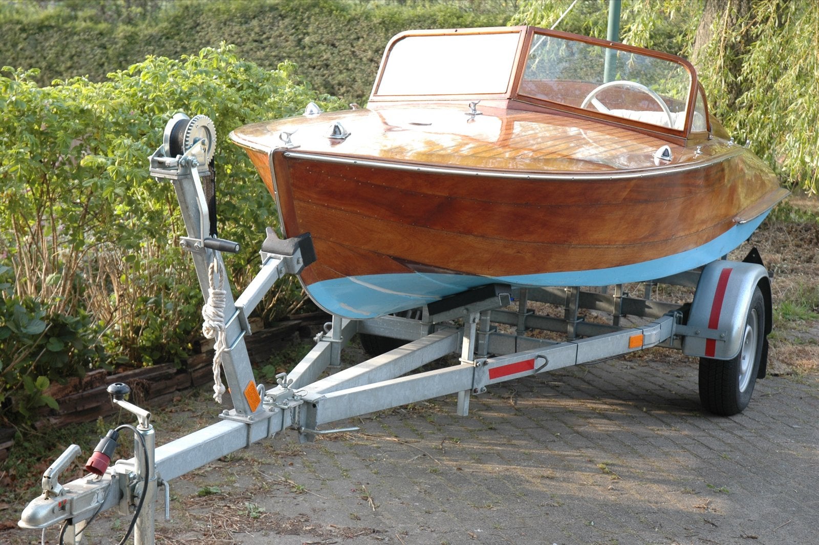 Klassieke houten speedboot met trailer, Watersport en Boten, Gebruikt, Binnenboordmotor, Trailer, Hout