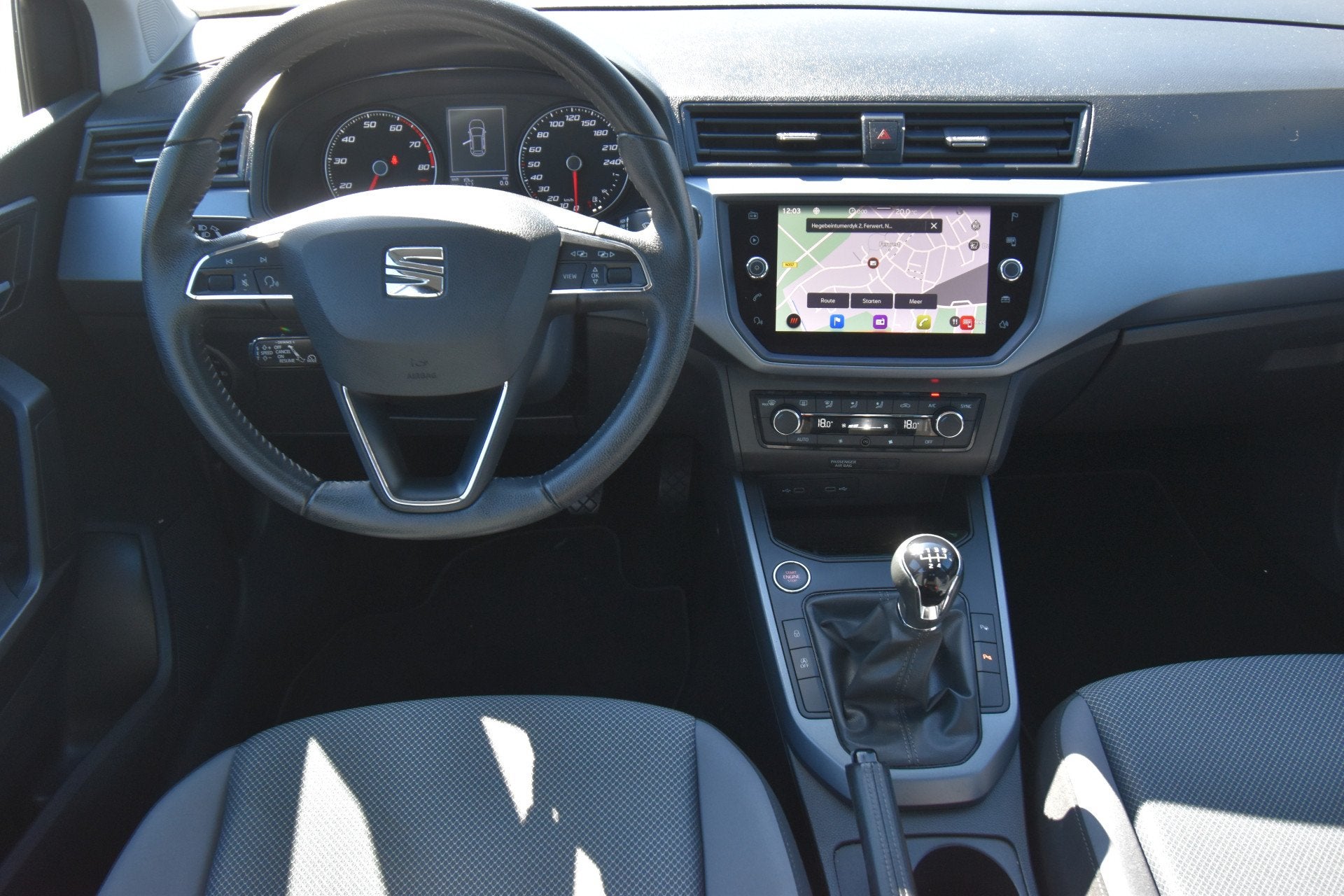 SEAT Arona 1.0 TSI Style Business Intense , CLIMATR , CR CON, Auto's, Stof, Gebruikt, 580 kg, 1064 kg