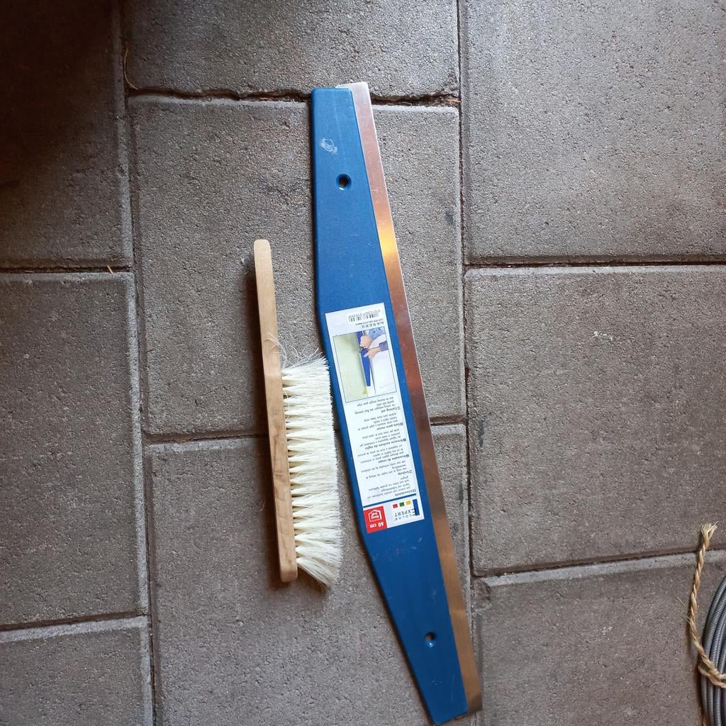Behanger snijmes met borstel, Huis en Inrichting, Ophalen