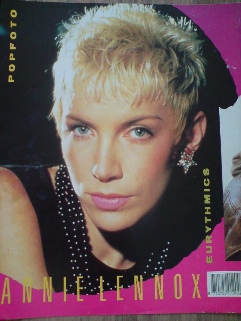 Mooie poster (A4) ANNIE LENNOX ( EURYTHMICS) (POPFOTO), Rechthoekig Staand, A4 of kleiner, Ophalen of Verzenden, Zo goed als nieuw