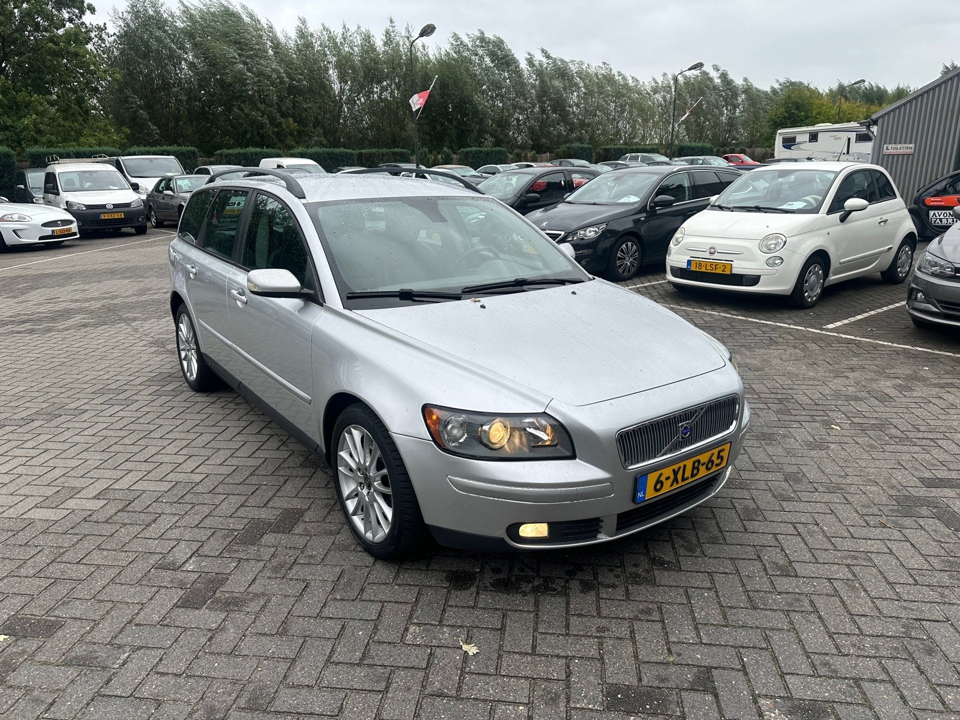 Volvo V50 2.4 automaat , leer , pdc , 148.000 km, Auto's, Gebruikt, 700 kg, 11 km/l, 2435 cc