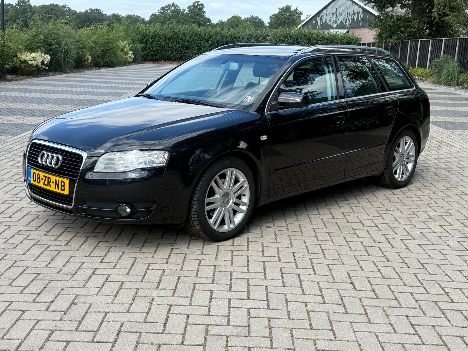 Audi A4 2.0 96KW Avant AUT 2008 Zwart, Stof, Parkeersensor, Zwart, 4 cilinders