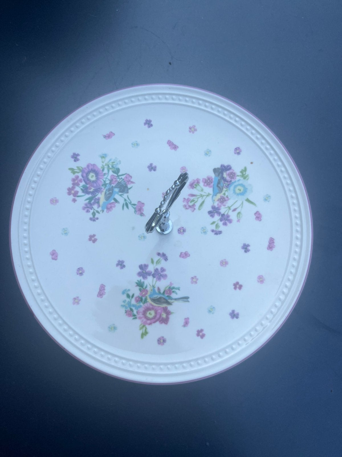 Gebloemde Serveerschaal met handvat, Huis en Inrichting, Keuken | Servies, Ophalen, Overige materialen, Overige stijlen, Schaal of Schalen