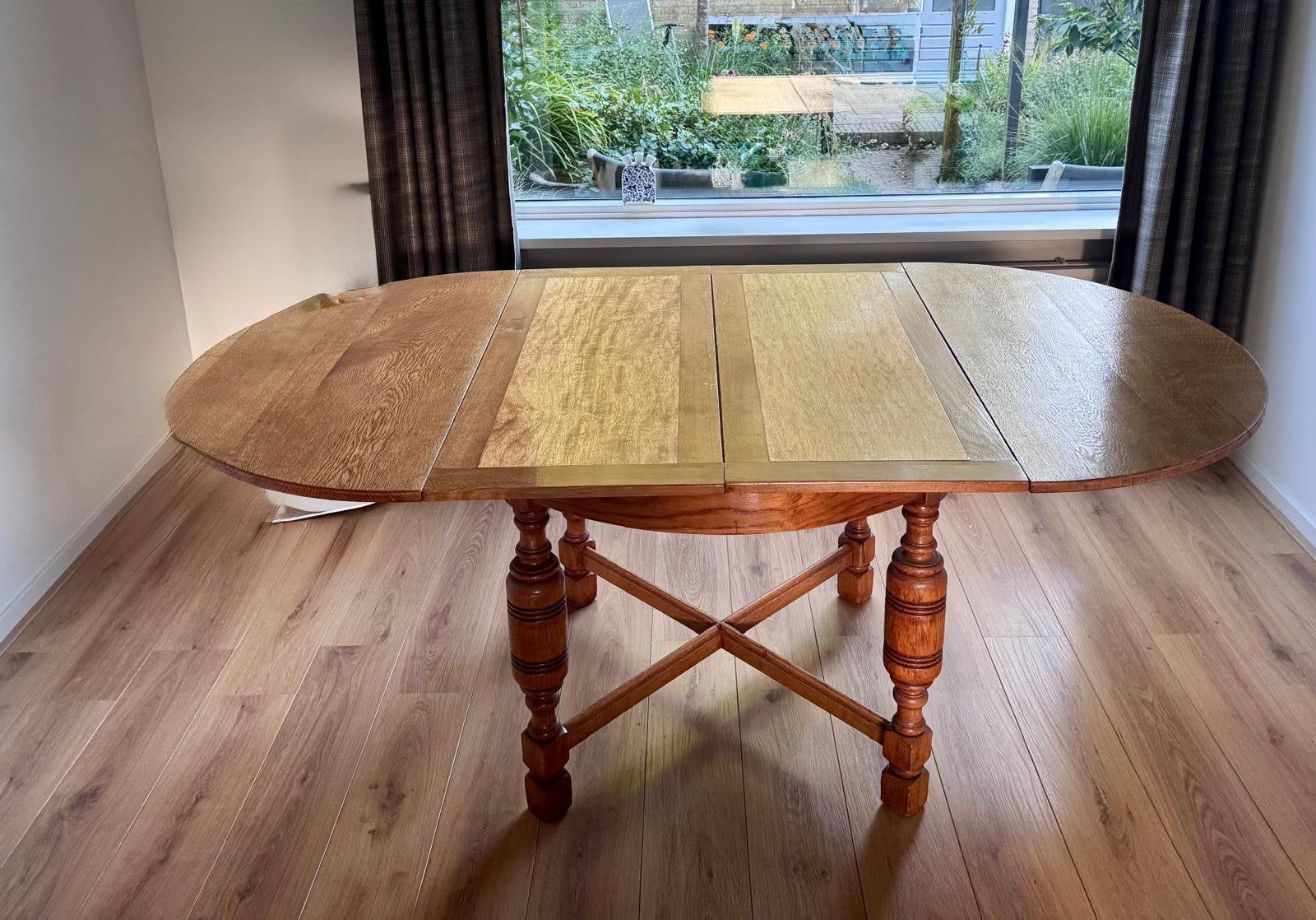 Antieke eiken houten robuuste eettafel met twee losse bladen, Antiek en Kunst, Ophalen