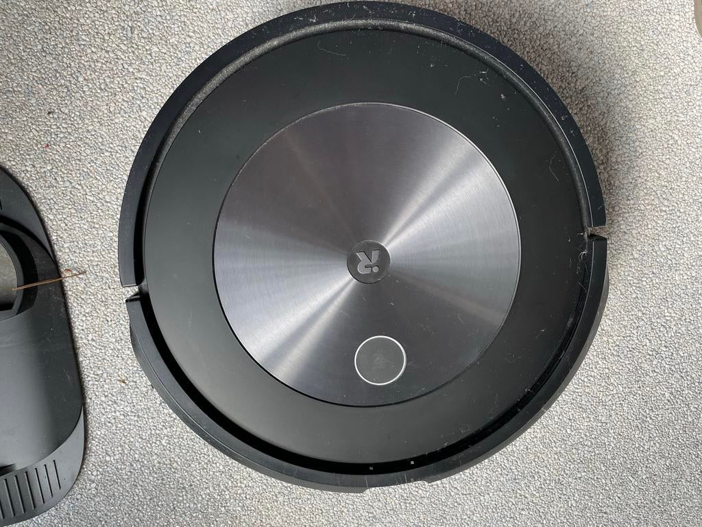 iRobot Roomba j7+ Robotstofzuiger met zelflegende basis, Ophalen of Verzenden, Zo goed als nieuw, Reservoir, Robotstofzuiger