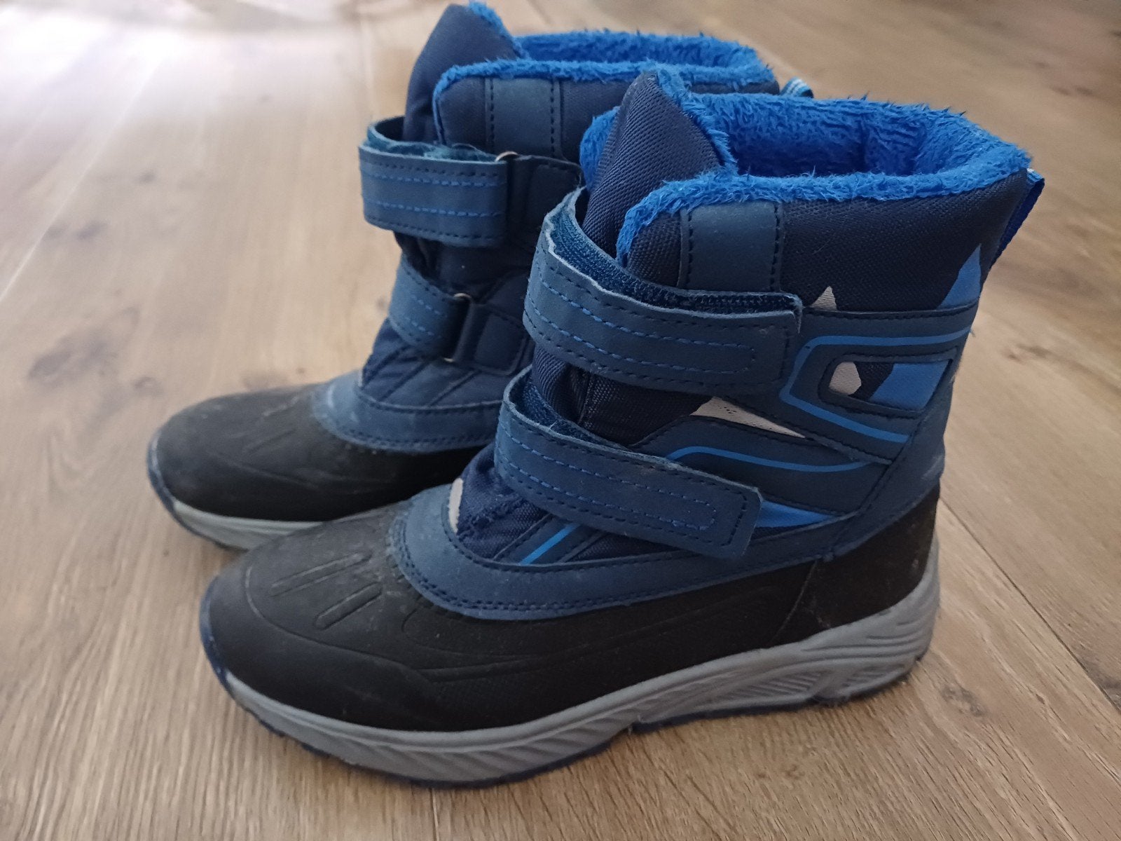 Snowboots gevoerde laarzen maat 37, Ophalen of Verzenden, Zo goed als nieuw, Jongen of Meisje