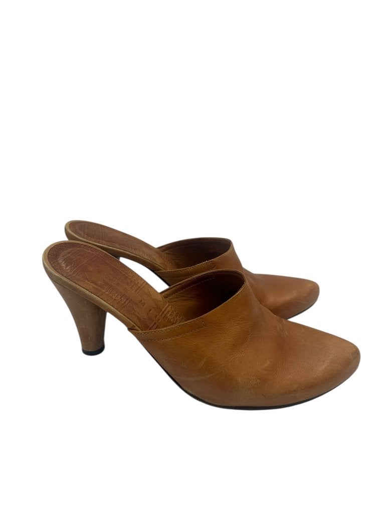 Chie Mihara hakken 37, Kleding | Dames, Schoenen, Zo goed als nieuw, Zwart, Ophalen of Verzenden