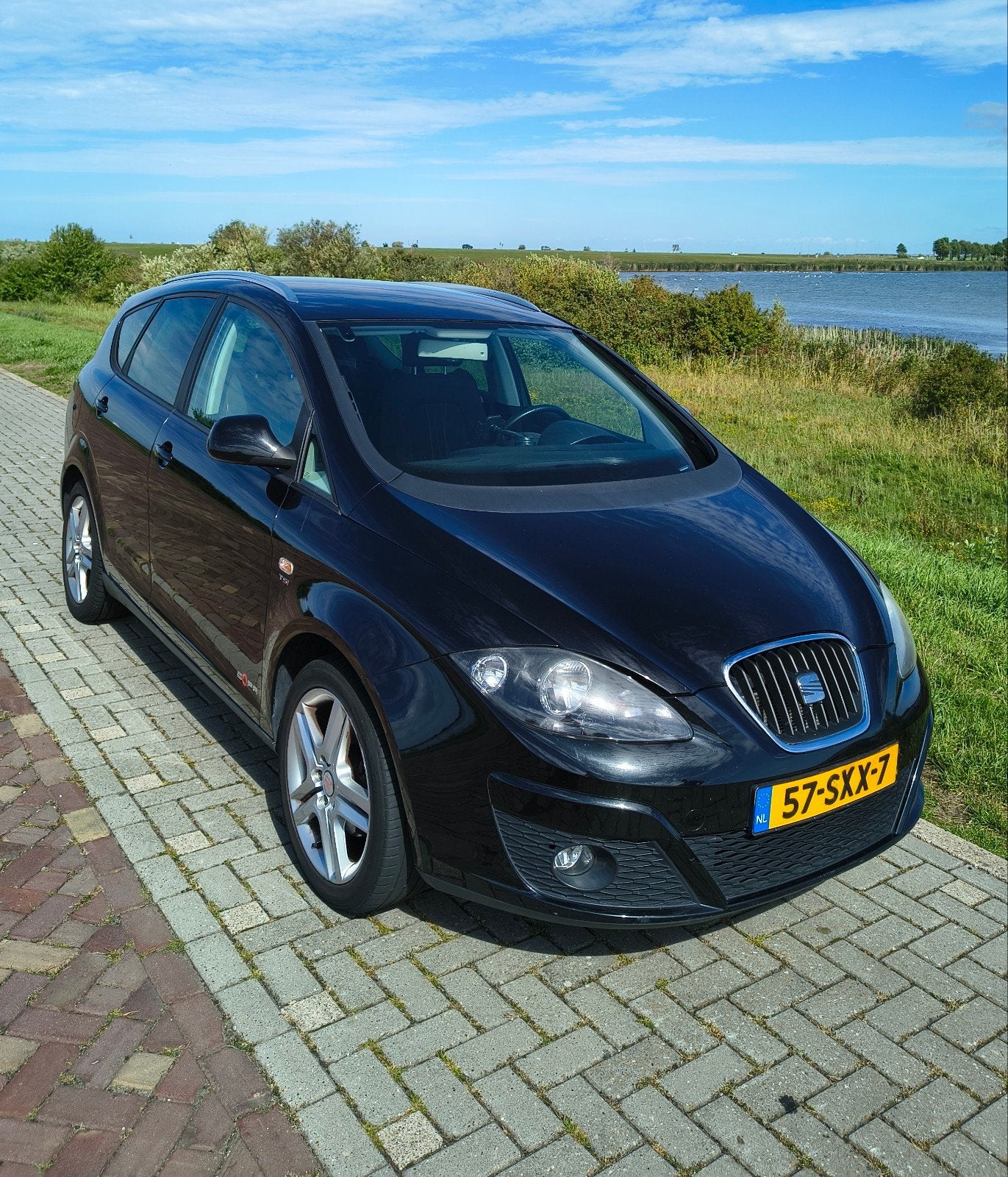 Seat Altea XL 1.4 2012 198km NIEUWE APK TOT SEP 2027+ beurt, Auto's, Voorwielaandrijving, 4 cilinders, Altea XL, Zwart