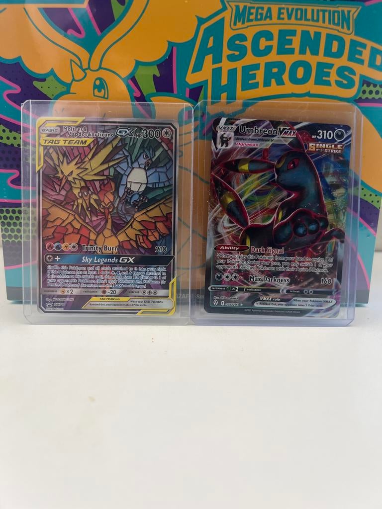 Pokémon Kaarten: Umbreon VMAX & Zapdos Articuno Moltres GX, Ophalen, Zo goed als nieuw, Meerdere kaarten, Foil