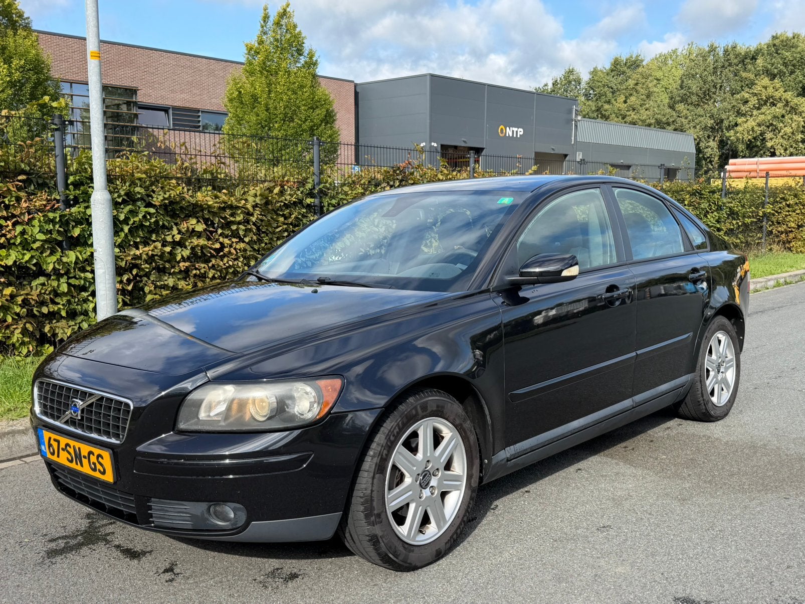 Volvo S40 1.8 2006 Zwart, Voorwielaandrijving, 125 pk, 4 cilinders, Zwart