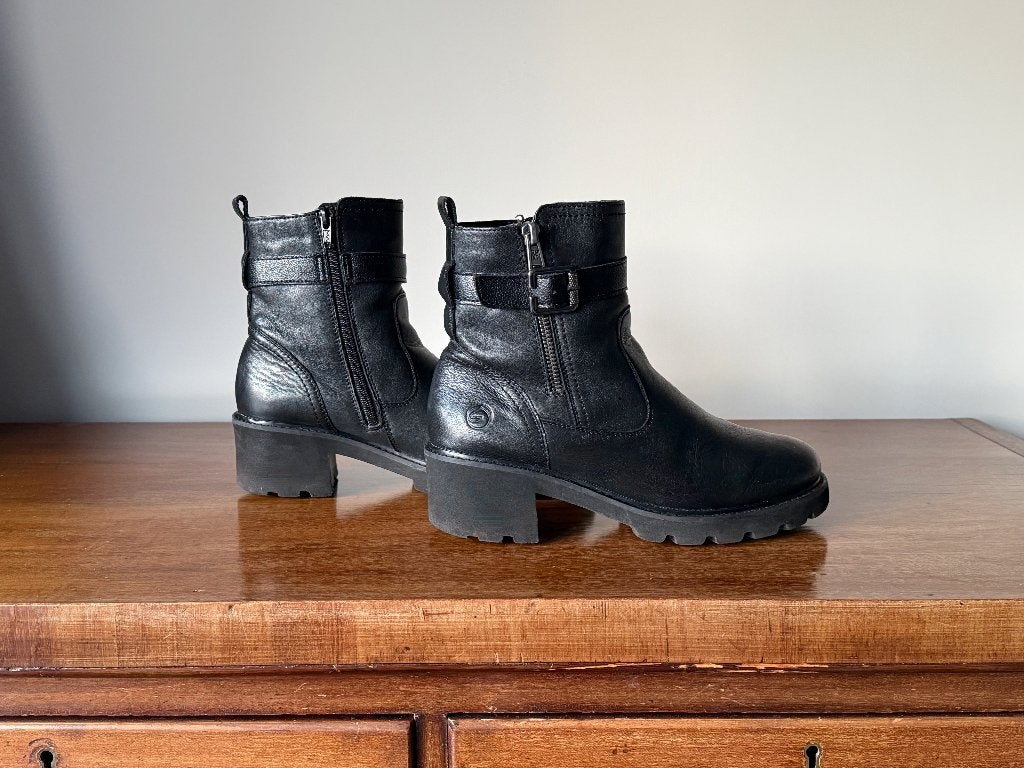 Zwarte halfhoge leren laarsjes; borg gevoerd; Remonte; mt 38, Kleding | Dames, Zwart, Lage of Enkellaarzen, Remonte, Ophalen of Verzenden