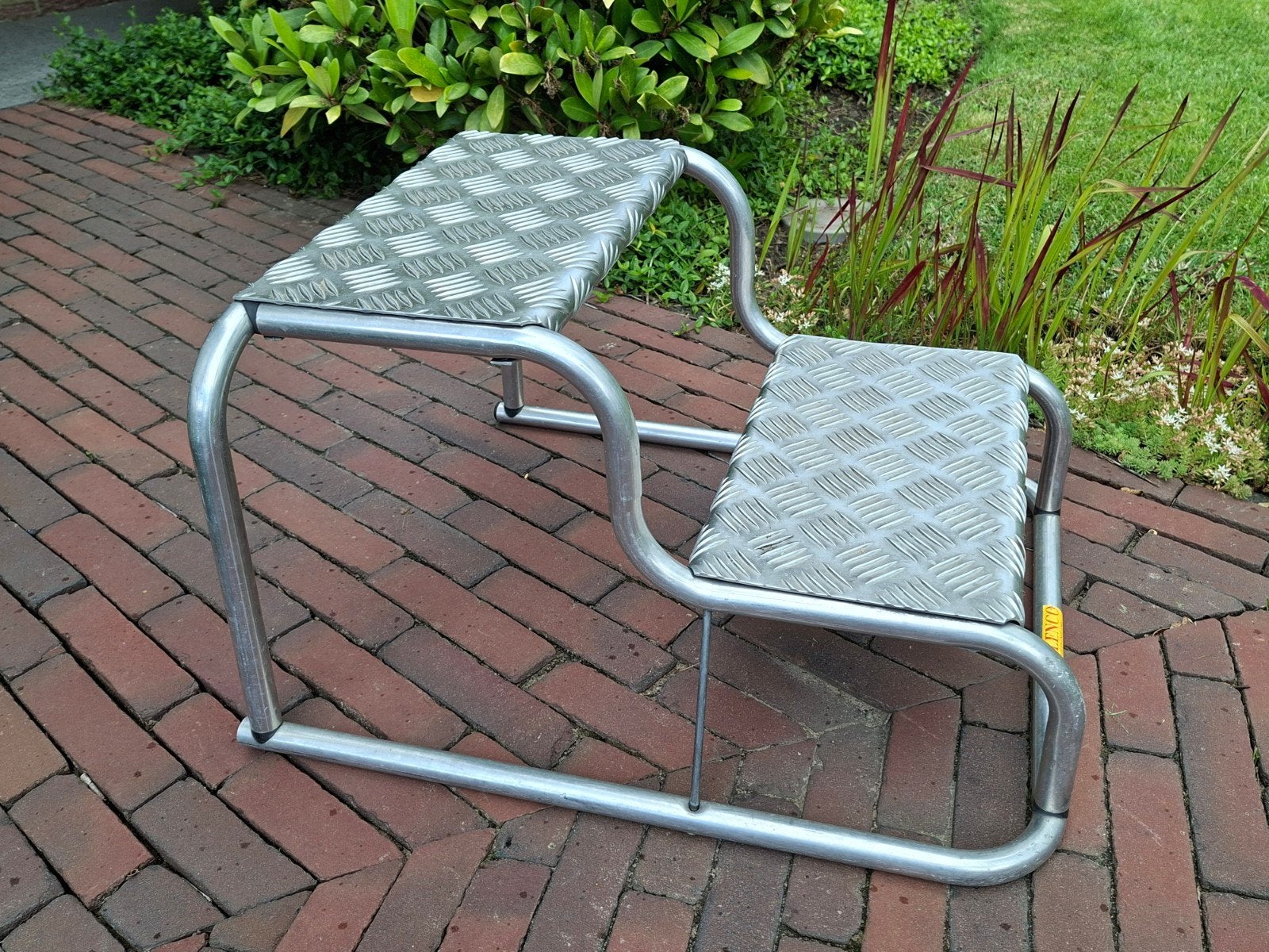Stevig aluminium opstapje voor caravan of camper, Ophalen, Gebruikt