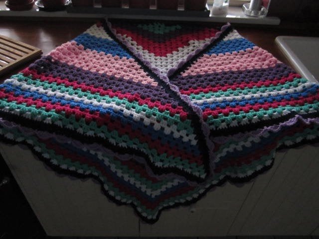 2 gehaakte stola,s hand gehaakt kleurtjes.Omslagdoek., Handgemaakt, Ophalen of Verzenden, Nieuw