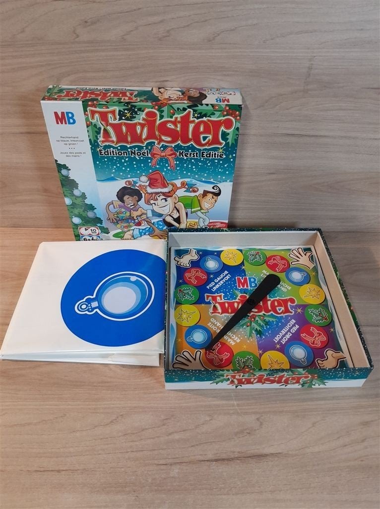 Twister Kerst editie - s5703, Verzenden, Zo goed als nieuw